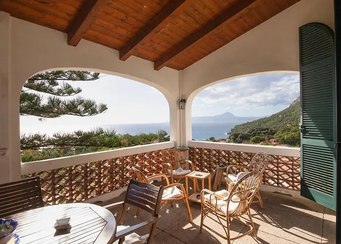 Villa Venezuela 1° Piano