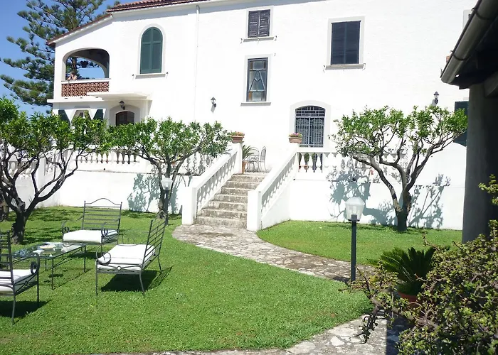 Villa Venezuela 1° Piano *